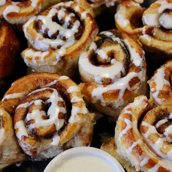 Ben’s Amish Cinnamon Roll Baking KIT